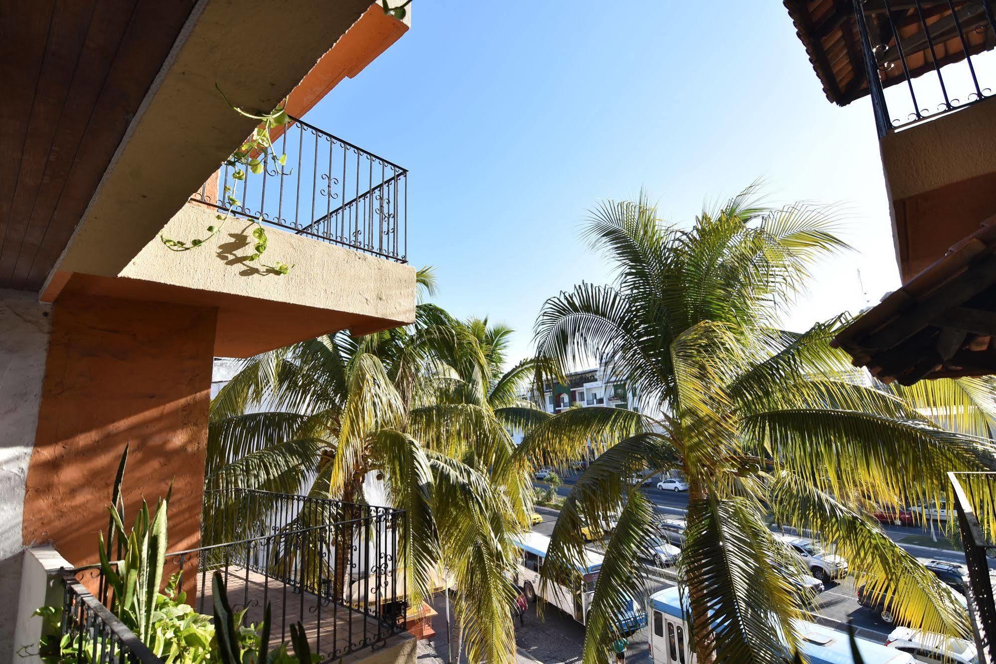 Hotel Suites Del Sol Puerto Vallarta Exterior foto